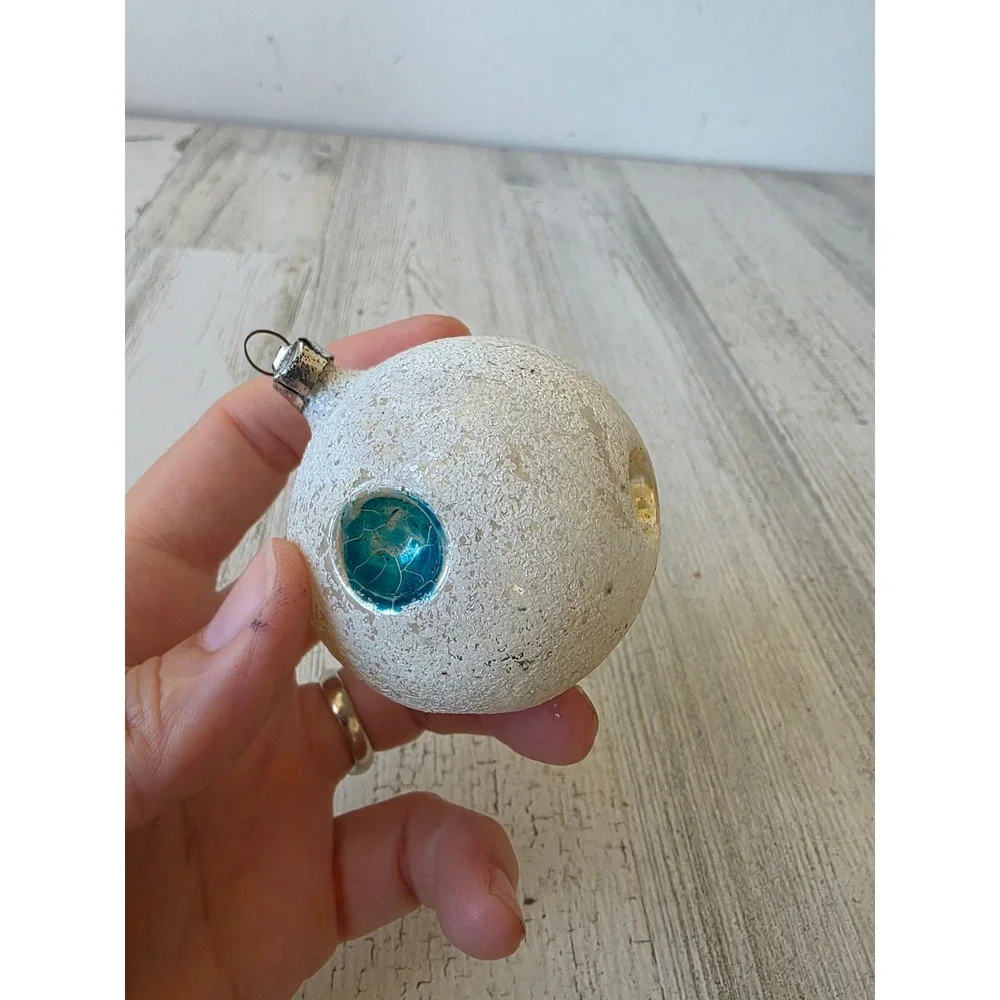 Vintage West Germany indent atomic space age rainbow Micah white glass ornament